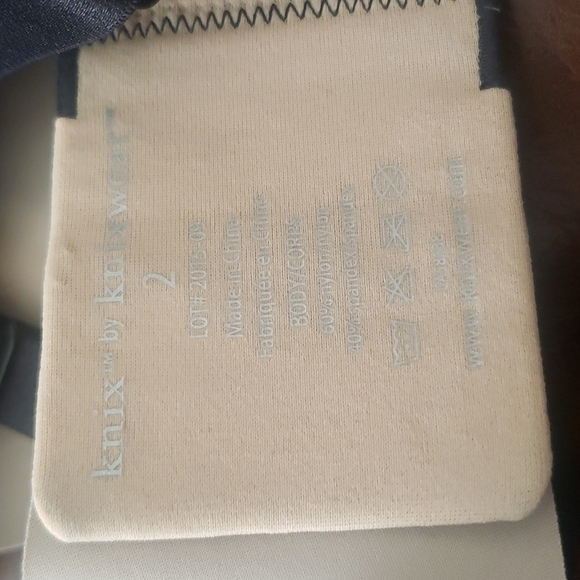 Knix Evolution Bra - Picture 13 of 15